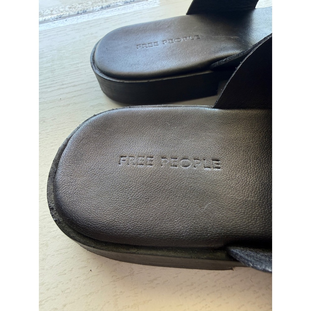 Free People Barcelona Slip On Leather Sandals Size 6 - Picture 5 of 8